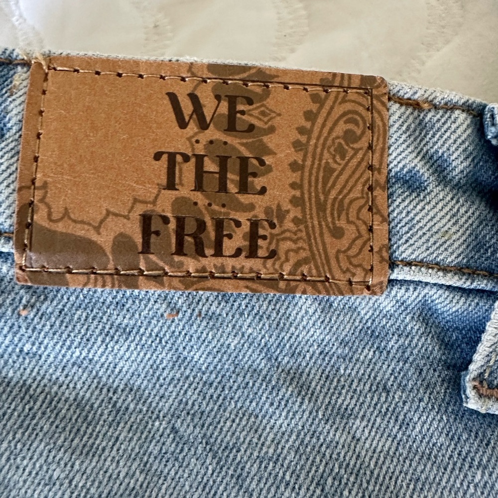 We The Free Wide Leg Jeans, Size 31 - Picture 4 of 5